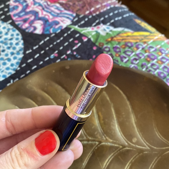 NWT Lipstick Bundle Estée Lauder Shiseido Victoria's Secret Ulta Pink Nude - Picture 5 of 13